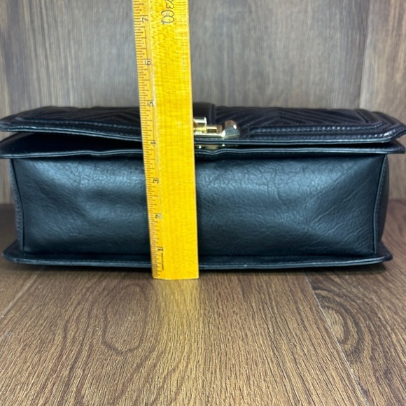 Rebecca Minkoff Black and Gold Crossbody Bag with Structured Design - Picture 5 of 16